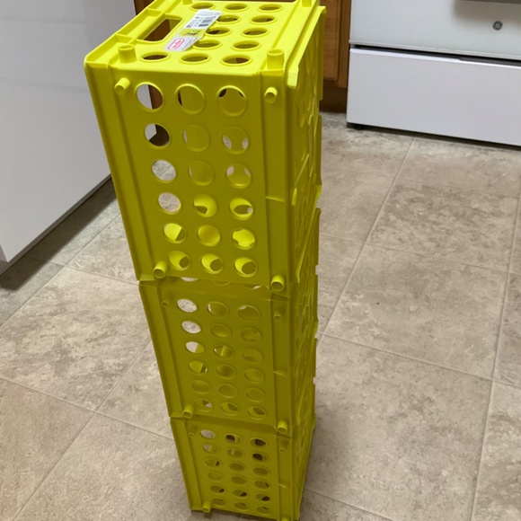 Stackable Bundle of 3 Neon Mini Crates - Picture 3 of 11